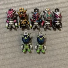 仮面ライダー ミニフィギュア キーホルダー 5種セット - メルカリ