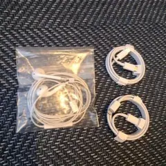 iPhoneのイヤホンとLightningケーブルのセット　正規品です。