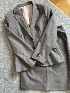 グレー ストライプ ビジネススーツ（３点セット）