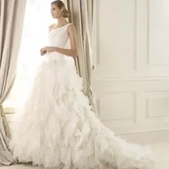 プロノビアス♡PRONOVIAS♡ウェディングドレス♡パニエ付き♡高級ブランド
