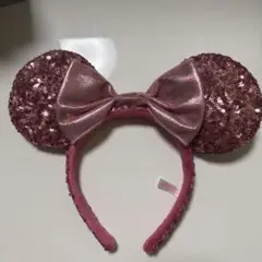 ⭐️お値下げ中⭐️ 濃いピンクのピカピカディズニーカチューシャ！