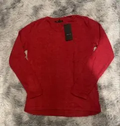 新品未使用タグ付き！レッド Vネック 長袖ニット　Mサイズ