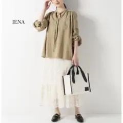 ♔︎IENA♔︎レーヨンシャーリングブラウス カーキのサムネイル