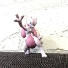 ポケモンミュウツー　フィギュア