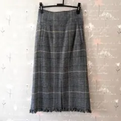 ナノユニバース グレー系チェック フリンジタイトスカート