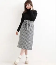 MAJESTIC LEGON パールボタンアイラインスカート