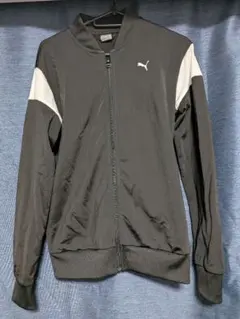 PUMA ジップアップジャージ 黒　Sサイズ