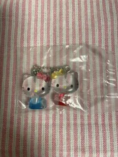 ② サンリオ　なかよしドロップチャーム　キティ
