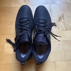 New Balance ブラック スパイクシューズ