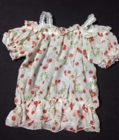 新品同様バナナチップス　シフォン肩あきオフショルダートップス120 チェリー柄