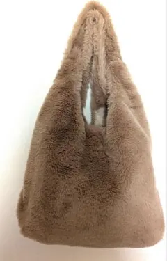 ベージュ　未使用ファー素材バッグ