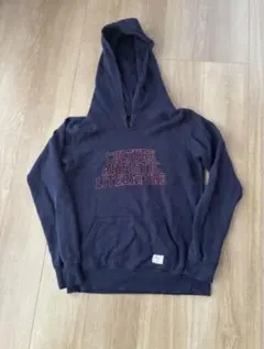限界最安値　アングリッド　Ungrid フード付きロゴパーカー Fサイズのサムネイル