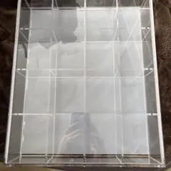 アクリル製 仕切り付き コレクションケース