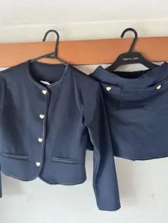 ネイビー ハート型ボタン ジャケットとスカートセットZara