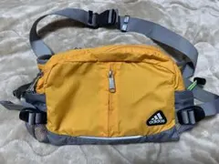 adidas ボディバッグ ウエストポーチ オレンジ