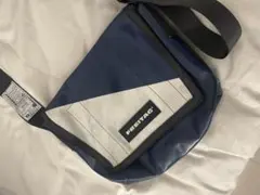 FREITAG F11 LASSIE ネイビー ホワイト 美品のサムネイル