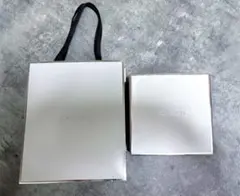 TOM FORD ギフトボックス 空箱 - メルカリ