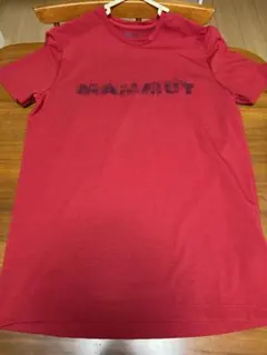MAMMUT　マムート　赤　Tシャツのサムネイル
