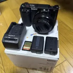 SONY ZV-E10カメラボディ 純正バッテリー2個 ケージ 64GBカード付