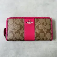 COACH Signature Zip Around Wallet PINK