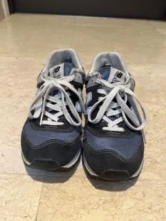 New Balance 574 ネイビー