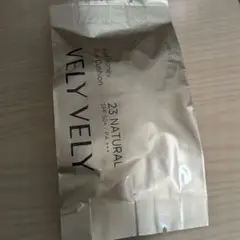 VELY VELY クッションファンデーション 23 NATURAL レフィルのサムネイル