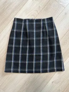 N. ダークグレー　青と白のチェック柄　ミニスカート