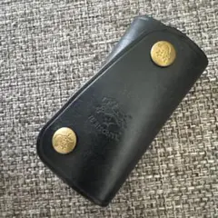 IL BISONTE ブラックレザーキーケース