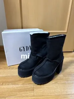 【三連休限定価格】フェイクムートンplatformショートブーツ