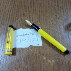 万年筆のサムネイル