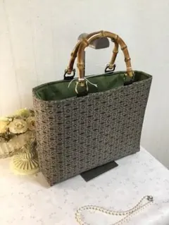 Item thumbnail for item 013f4382-aa93-44ca-9eb1-8e3be6ed5d21