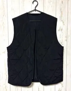 GU ブラック キルティングベスト