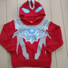 ウルトラマンオメガ トップス