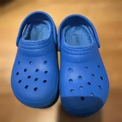 Crocs 青いキッズサンダル J1（约19cm）
