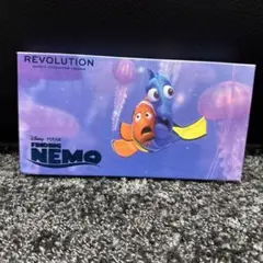 FINDING NEMO アイシャドウパレット　メイクアップレボリューションのサムネイル