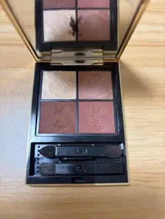 YSL クチュール ミニ クラッチ 200 アイシャドウ