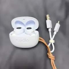 Sudio ワイヤレスイヤホン 本体 充電ケーブル付き ジャンクのサムネイル