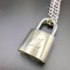 新品ルイヴィトン パドロック カデナ ネックレス チェーン付き 南京錠（307） ルイヴィトン パドロック カデナ ネックレス 鍵 チェーン付き 南京錠
