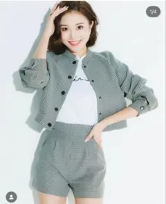 新品 Sheller シェリエ ゴールドZIP ショートパンツ ホワイト 白