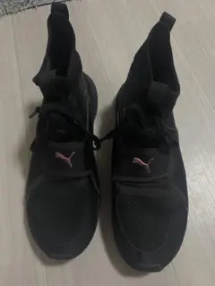 PUMA レディース スニーカー ブラック PUMA X SELENAのサムネイル