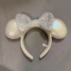 パールホワイトリボン付きカチューシャ