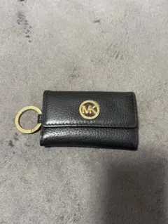 MICHAEL KORS キーケース ブラック ゴールド金具のサムネイル