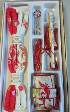 七五三詣り用　小物セット　筥迫　帯締め　扇子　ビラのサムネイル