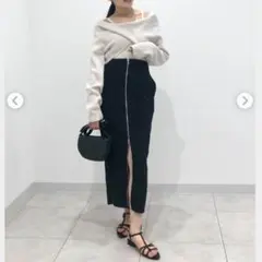 GU　フロントジップナローロングスカート　ブラック　S