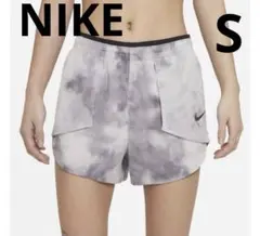 完売品！　NIKE ナイ　レディース　ショートパンツ　ランニングパンツ　S 新品