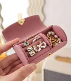 Item thumbnail for item 67466d33-36d1-4275-a16f-876c828075dc