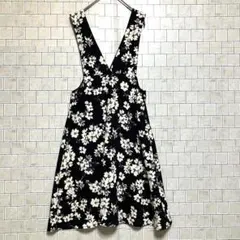 エイチアンドエム　フラワープリント スカート Mサイズ　派手　人気デザイン