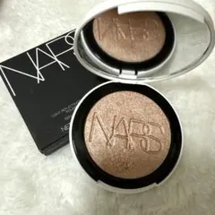 NARS ライトリフレクティング ルミナイジングパウダー 03960のサムネイル
