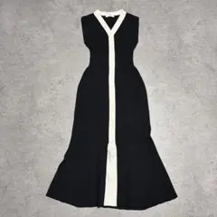 SNIDEL フロントボタンノースリニットワンピ　スナイデル　ワンピース　黒白