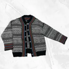 Item thumbnail for item 52597a91-a8cd-48fb-9e17-09764eb7c642